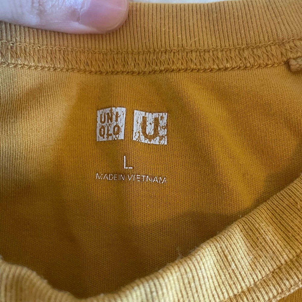 Uniqlo shirt